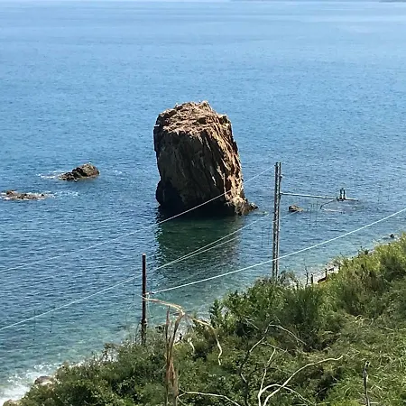 Terramare Vakantiehuis Castel di Tusa